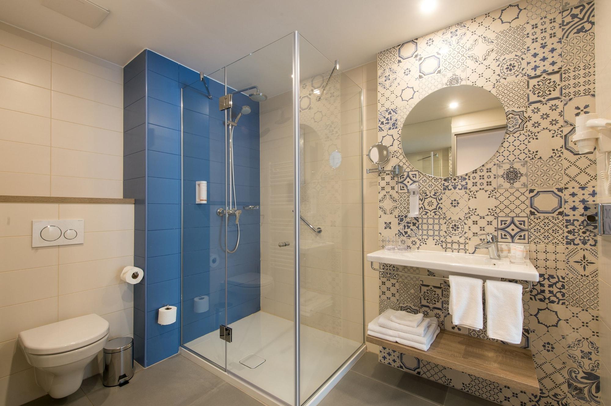 Hotel Three Corners Lifestyle 4*
